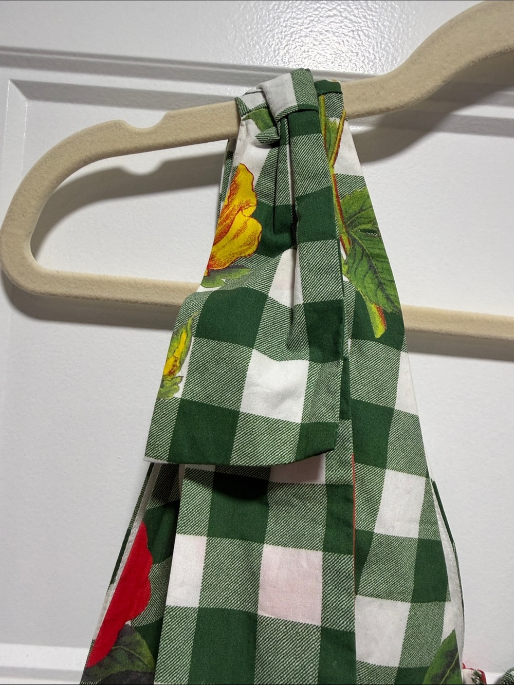 Cara Cara Green Gingham Floral Top - Picture 2 of 4